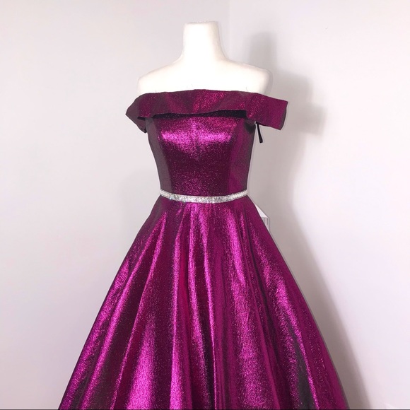 Mac Duggal off shoulder raspberry gown prom - Picture 4 of 15